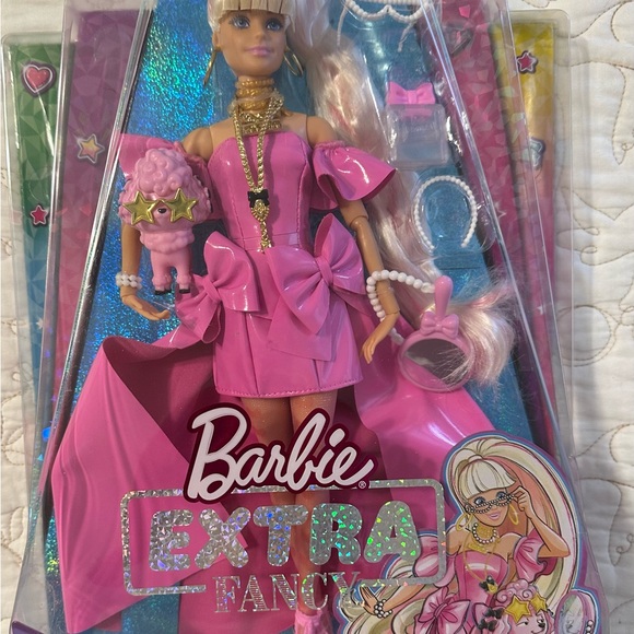 Barbie Extra Fancy doll in box - Picture 1 of 10